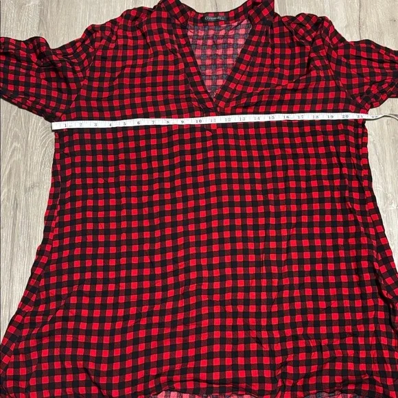 Oyamiki Red and Black Checkered Women's Top - Picture 3 of 4